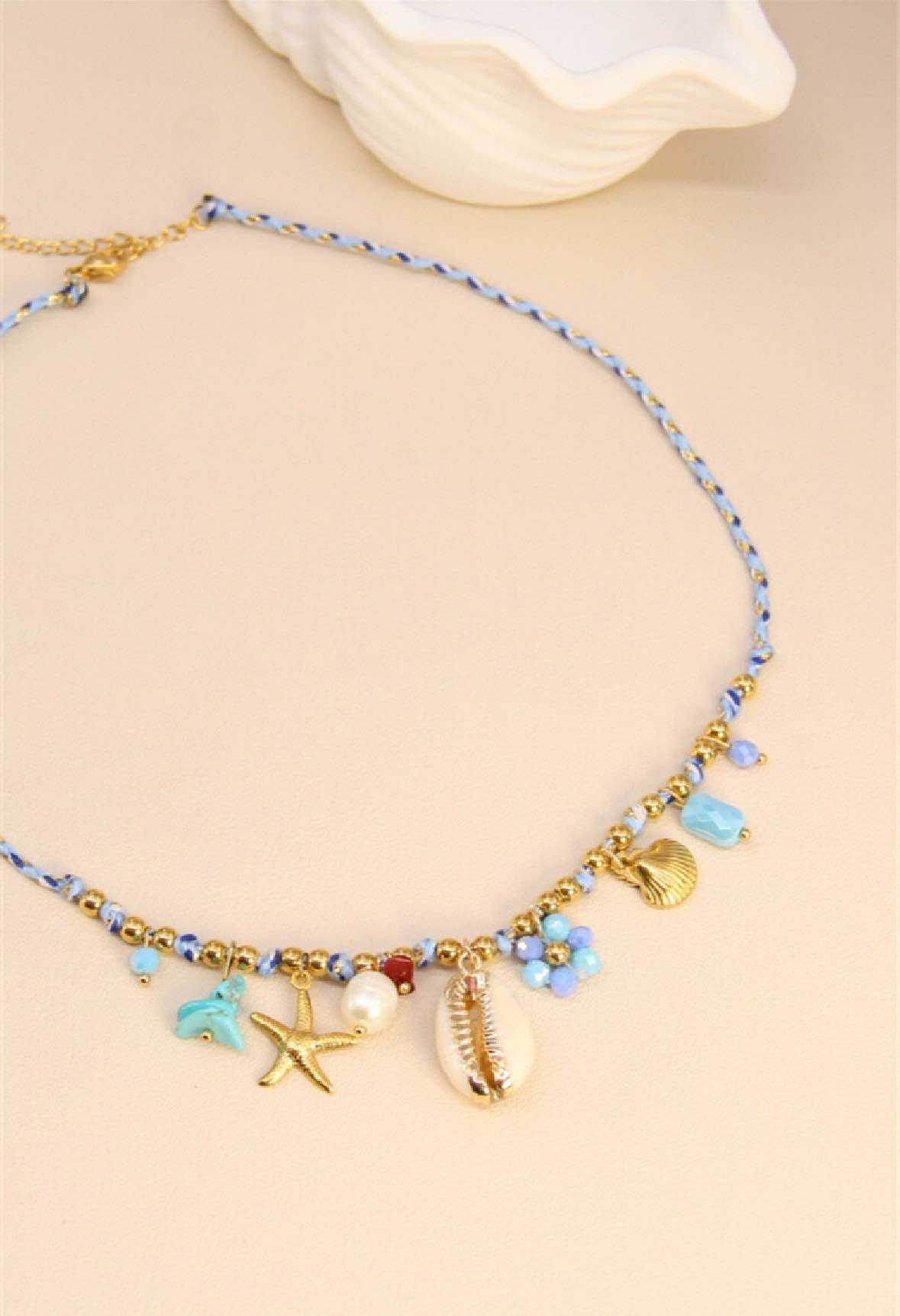 COLLIER EMMA