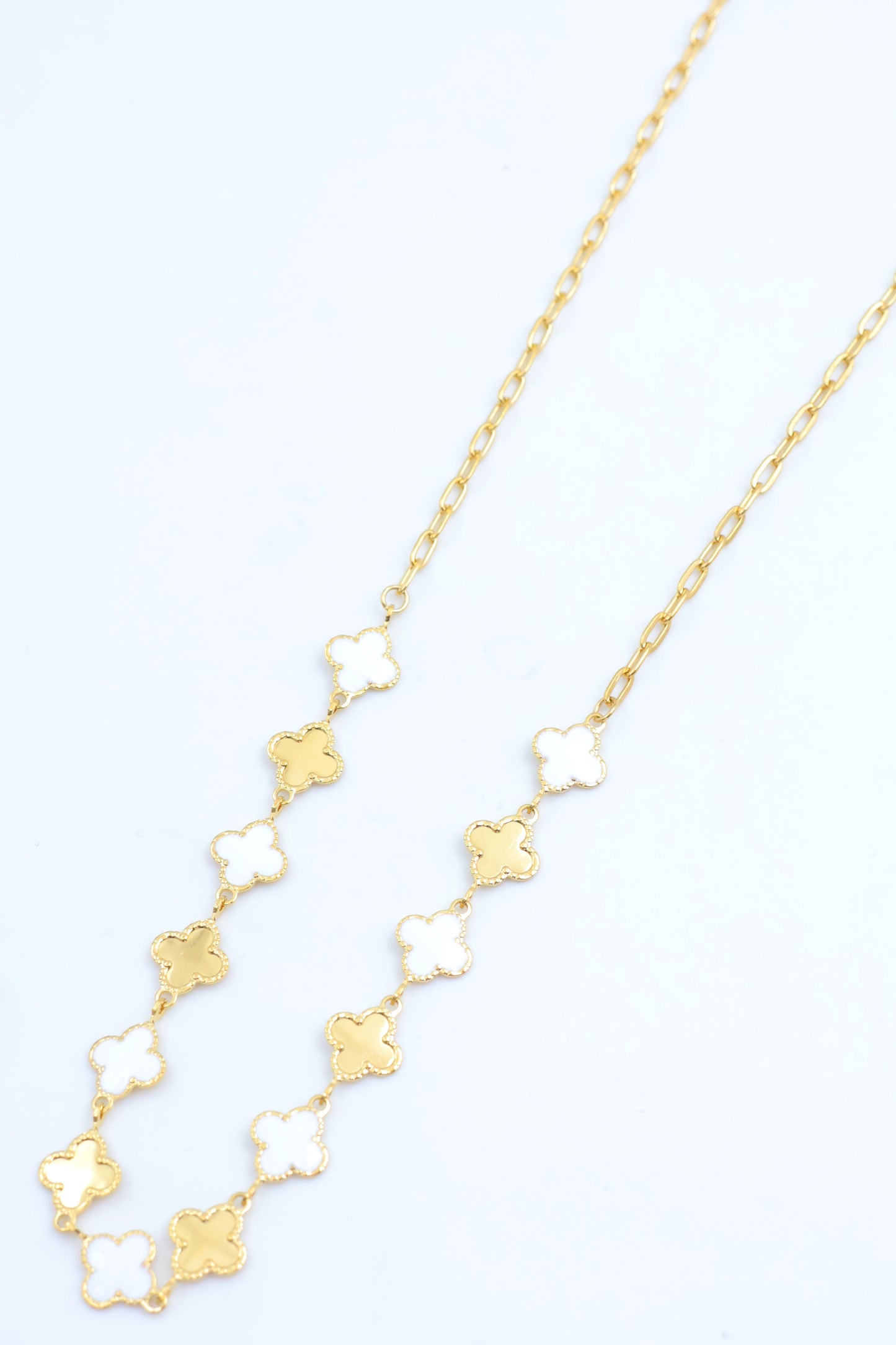COLLIER MARGOT