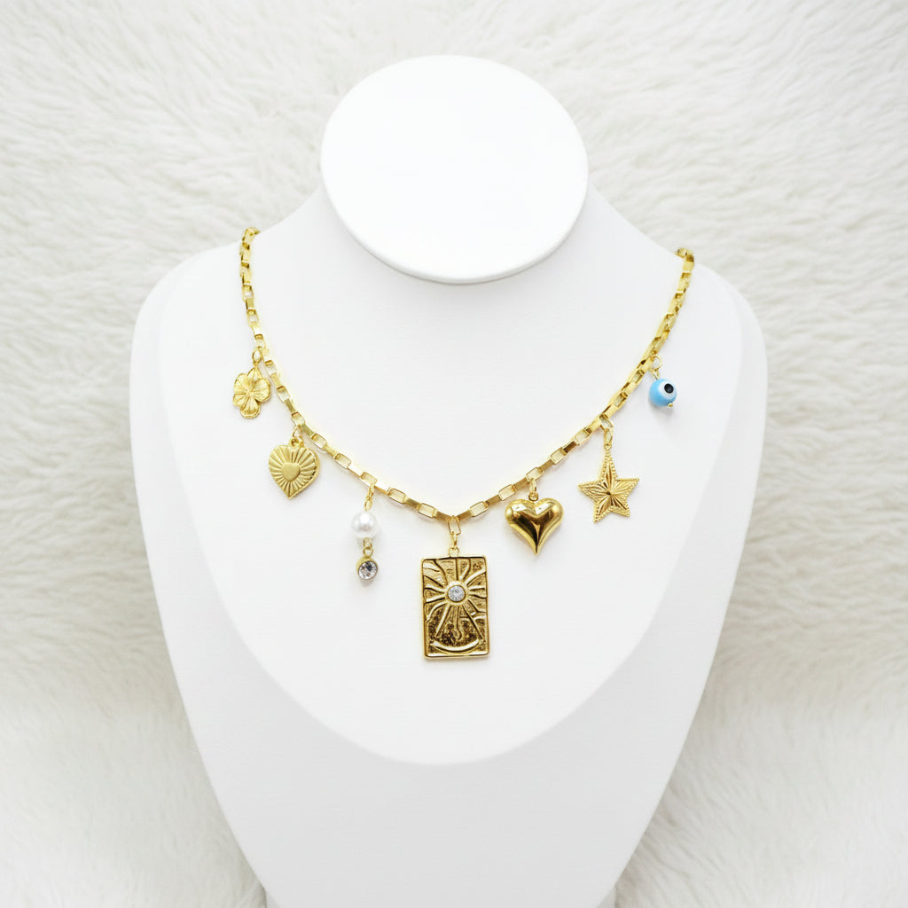 COLLIER NOELIA
