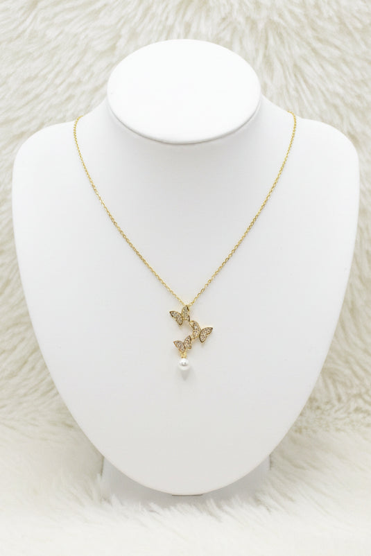 COLLIER LISA