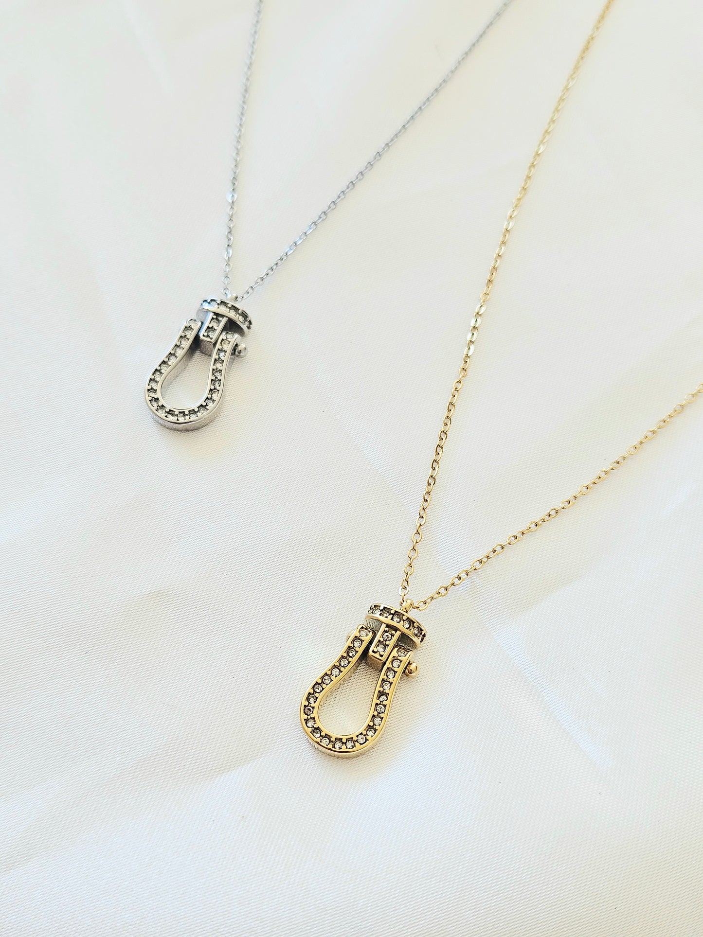 COLLIER FREDA