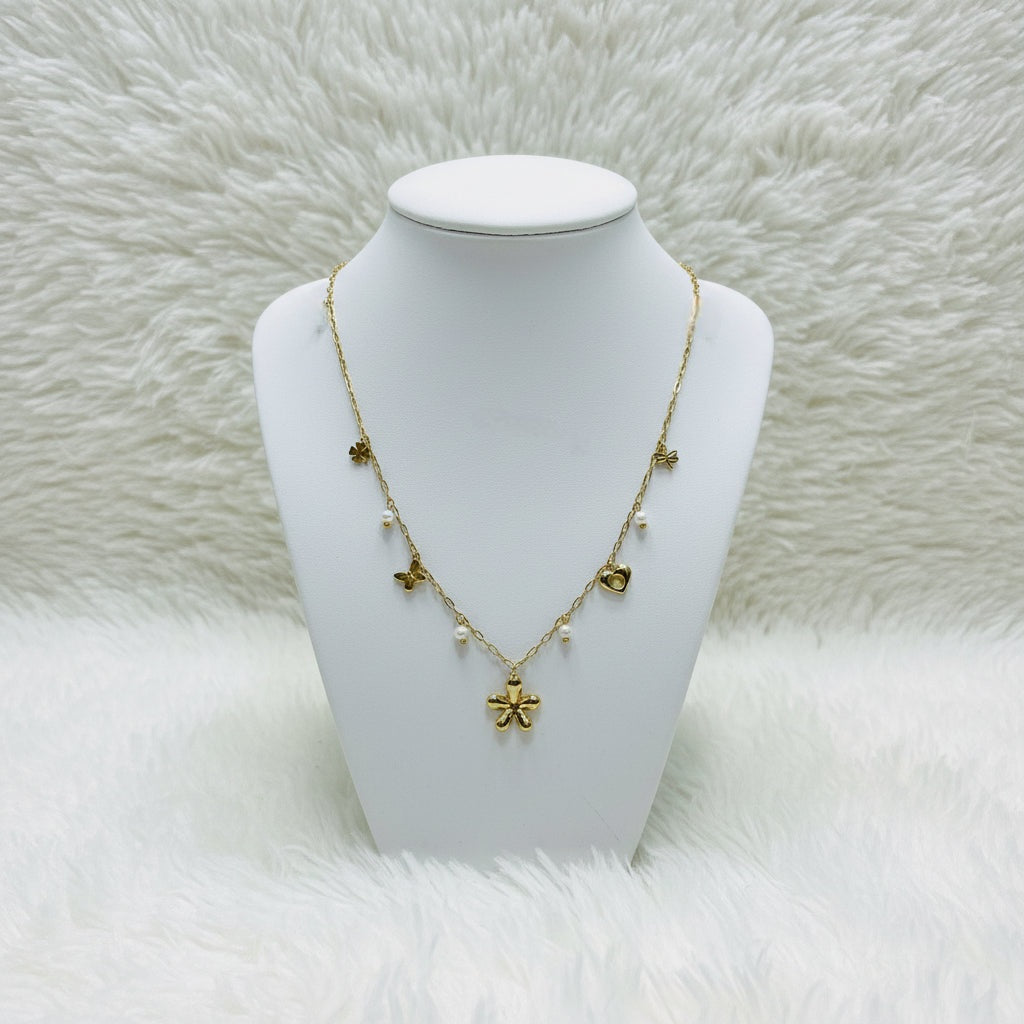 COLLIER LAURA