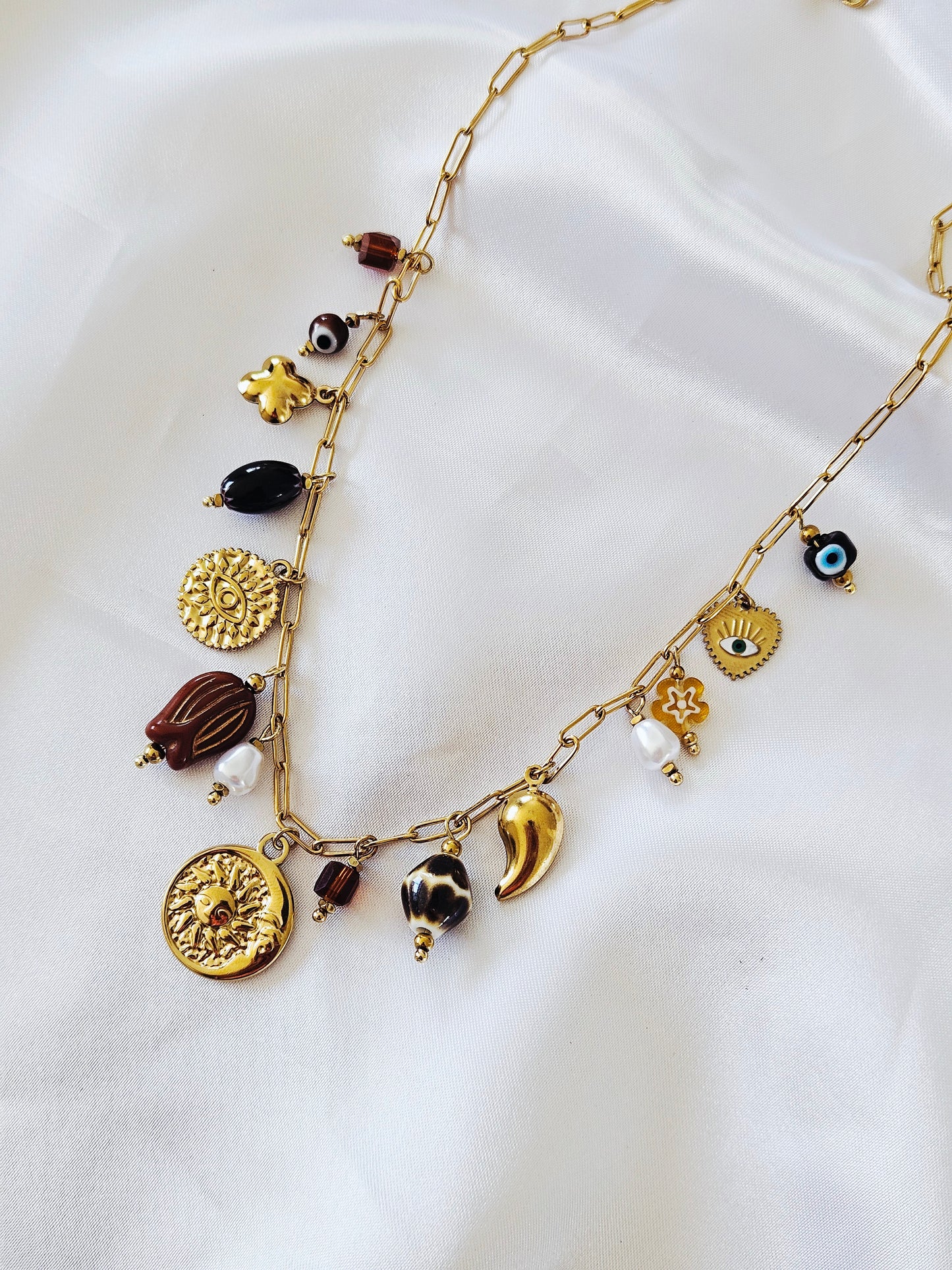 COLLIER NELYA