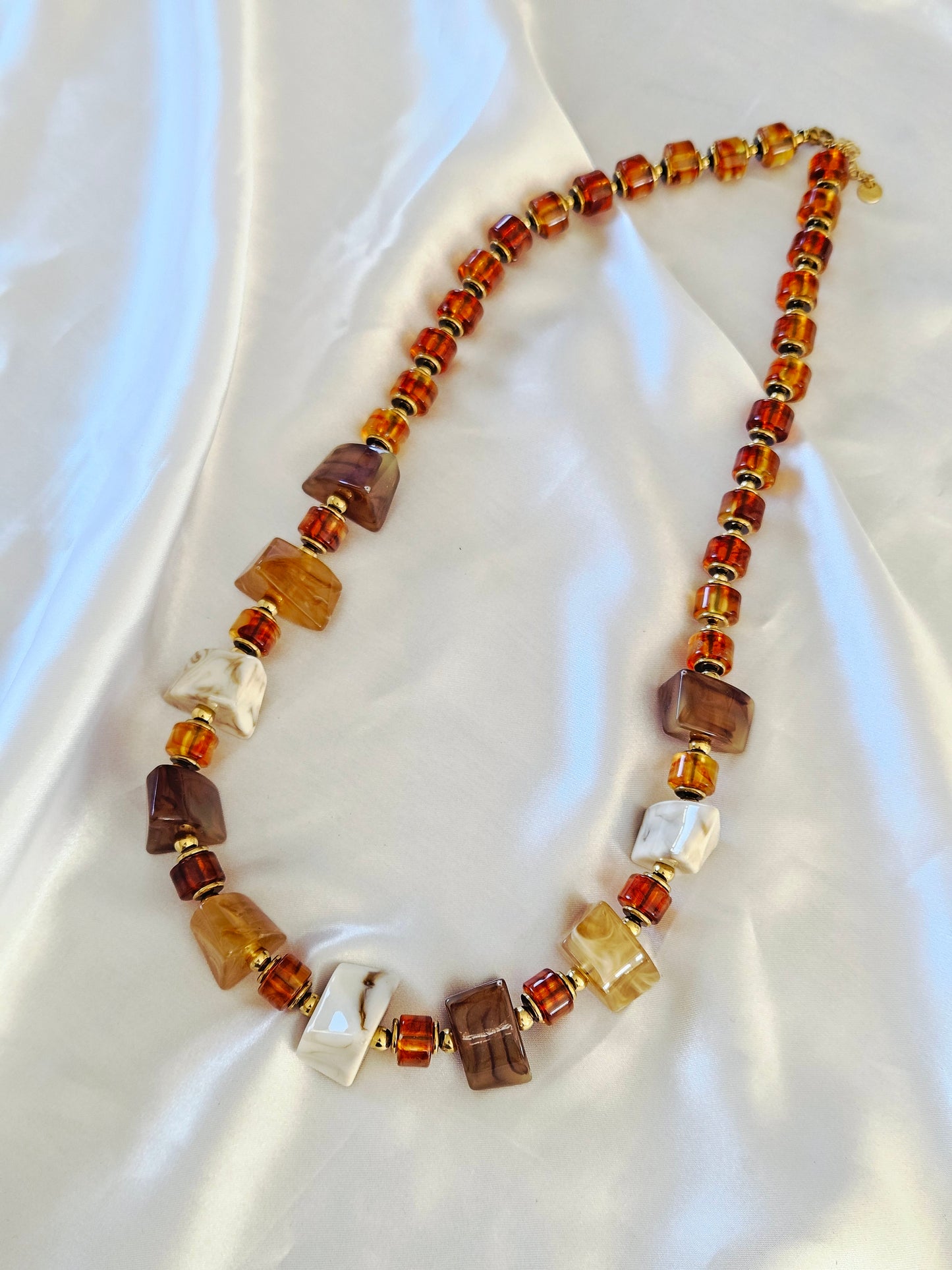 COLLIER LAURIA