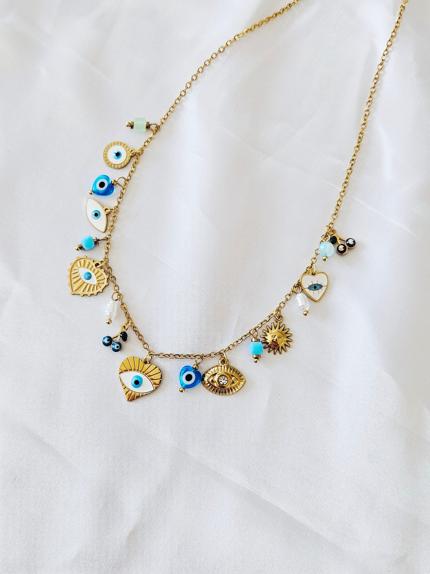 COLLIER MAYA