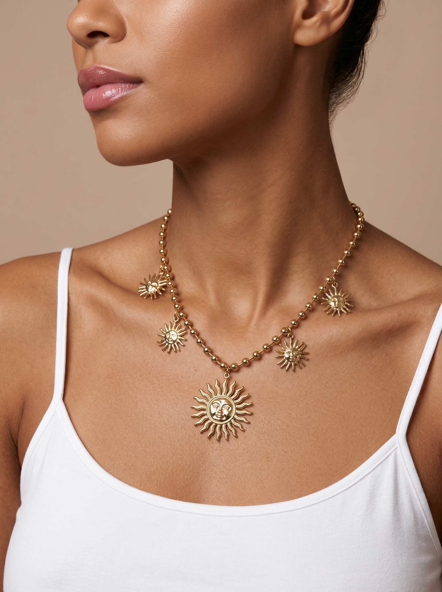 COLLIER MARTA