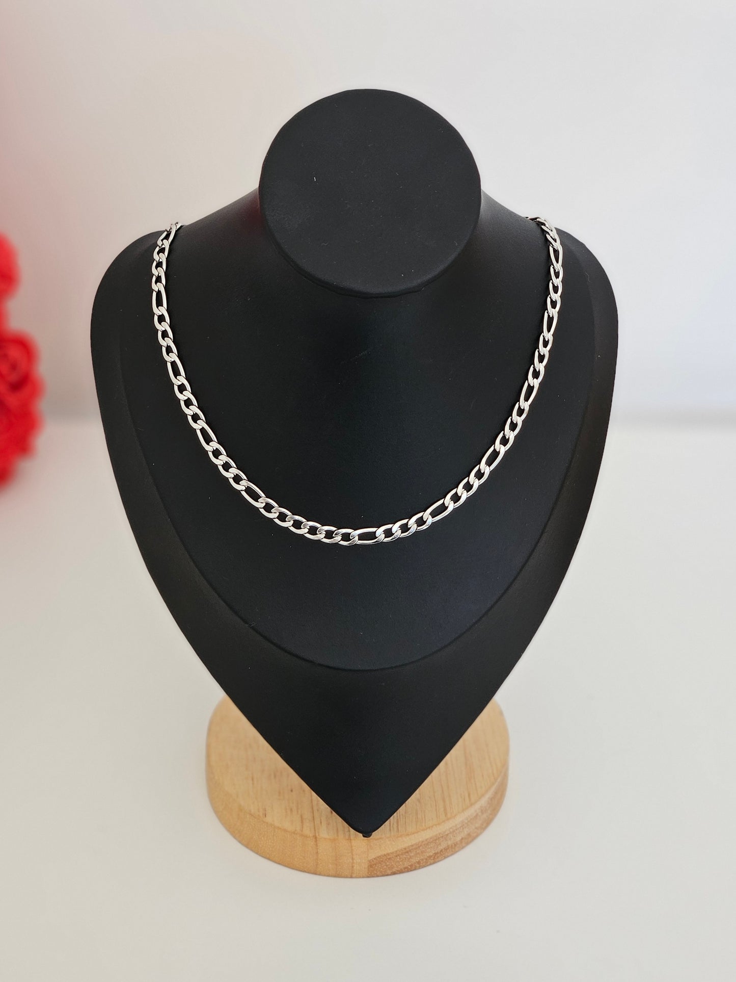 COLLIER NITTA