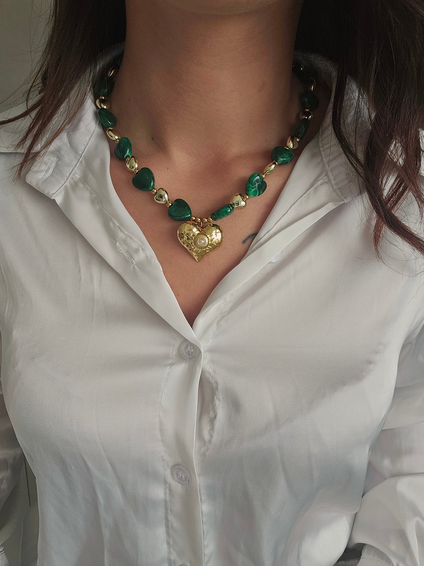 COLLIER AKITA