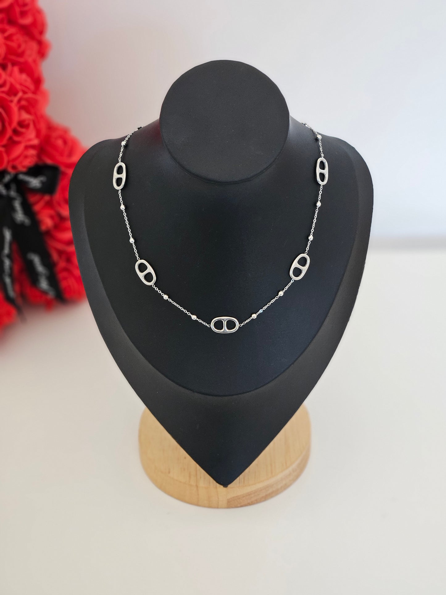 COLLIER DOLLY