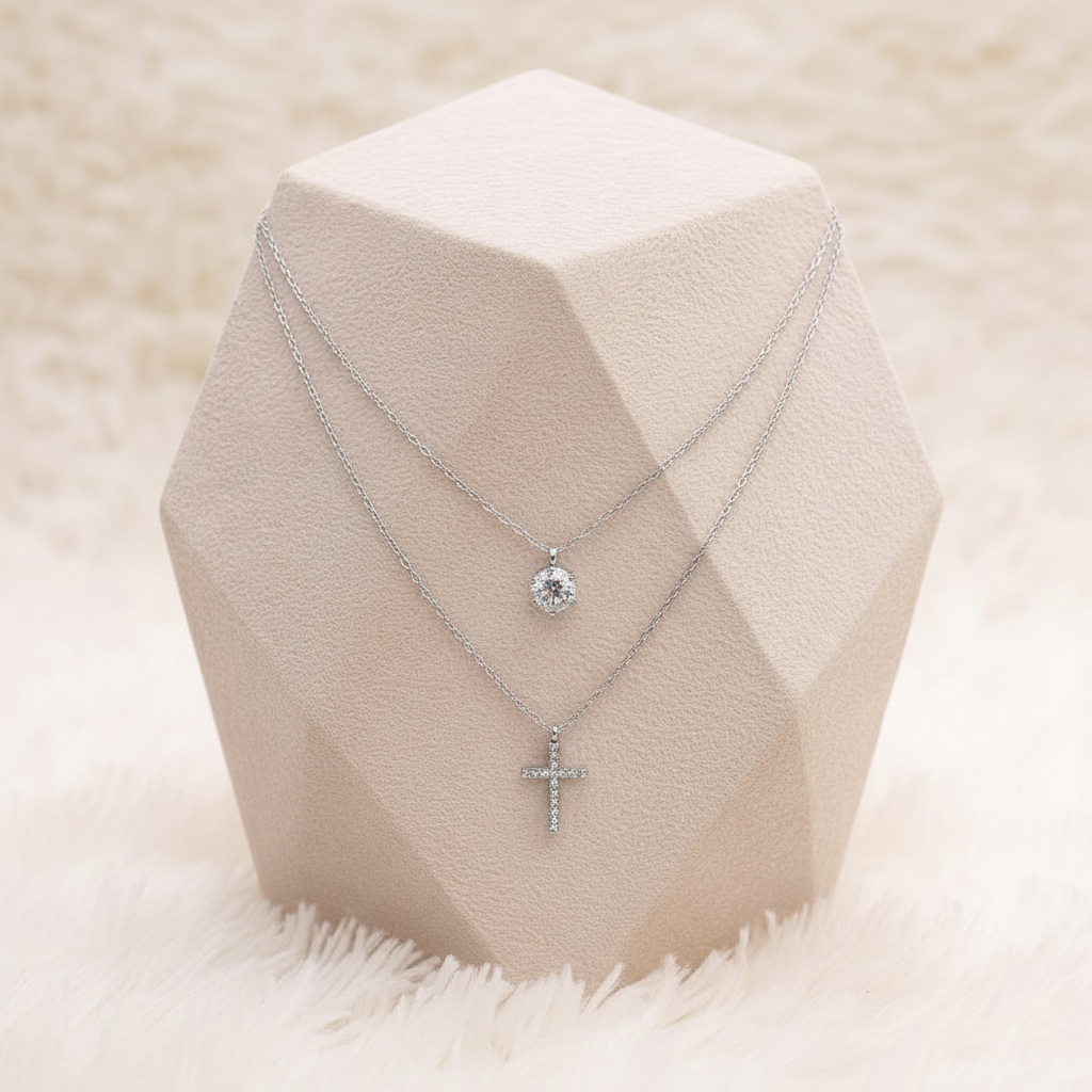COLLIER JULIA