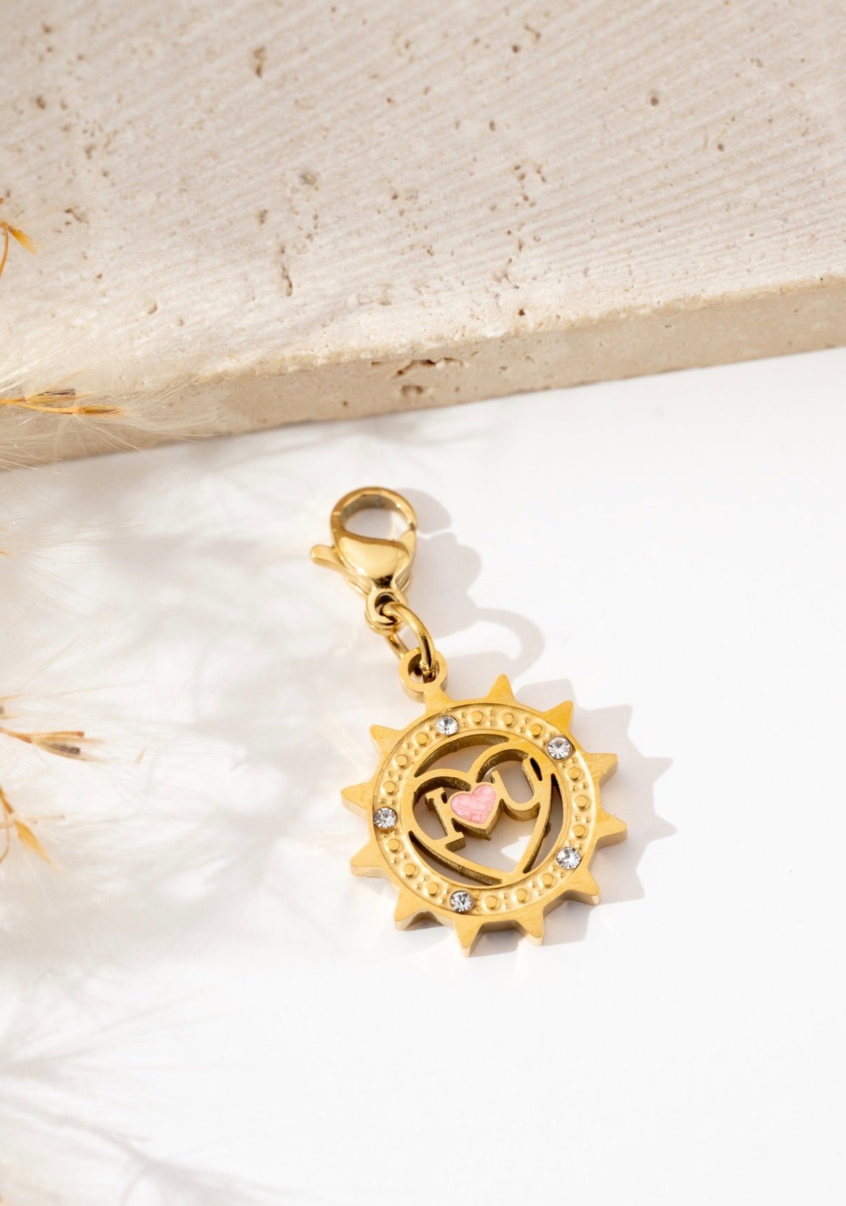 CHARME LOVA