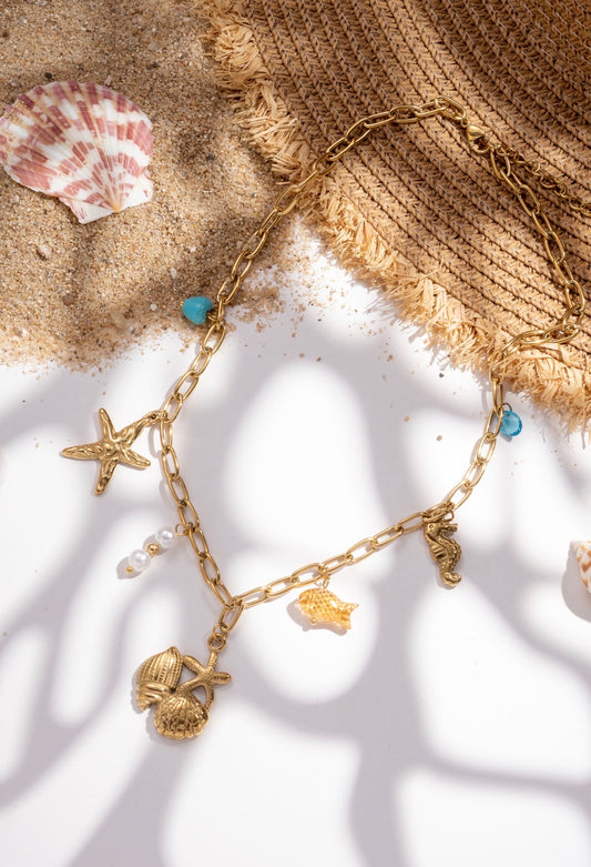 COLLIER HOLLY