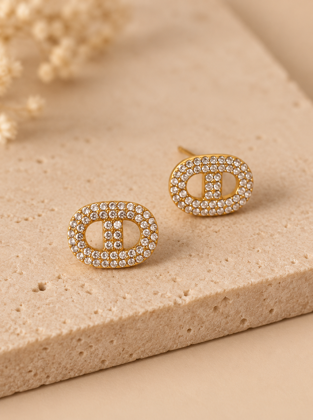 Boucles Clémence sur fond beige