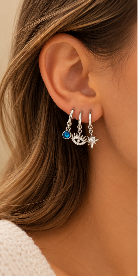 Boucles d'oreilles Célestine argentées portées