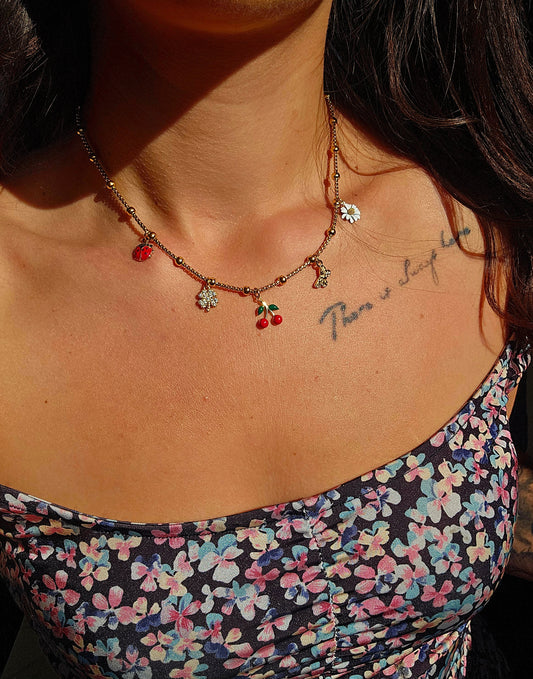 COLLIER EMY
