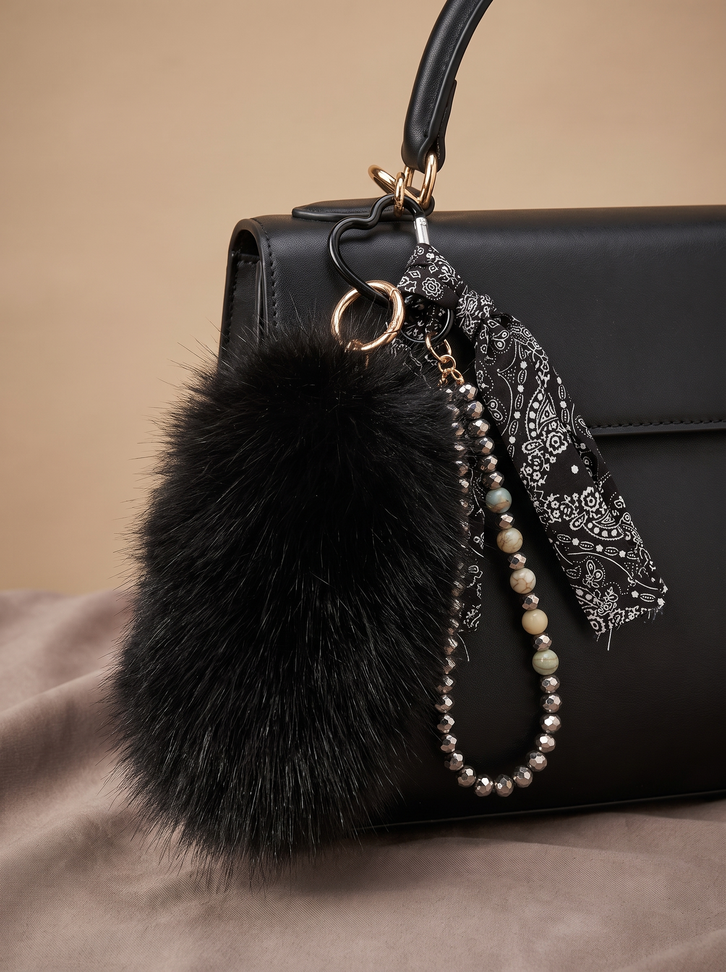BIJOUX DE SAC VELOUR