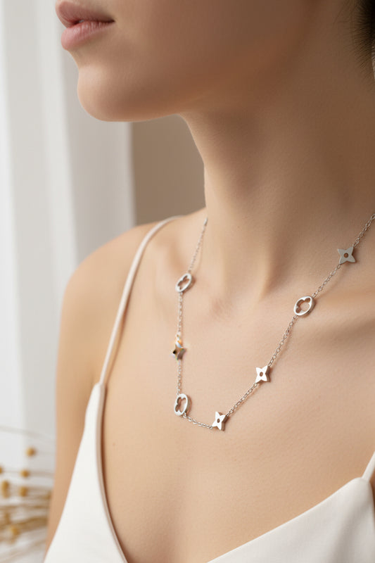 COLLIER LOUISA