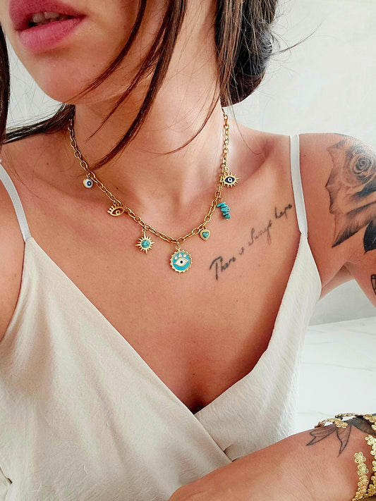 COLLIER MILLA