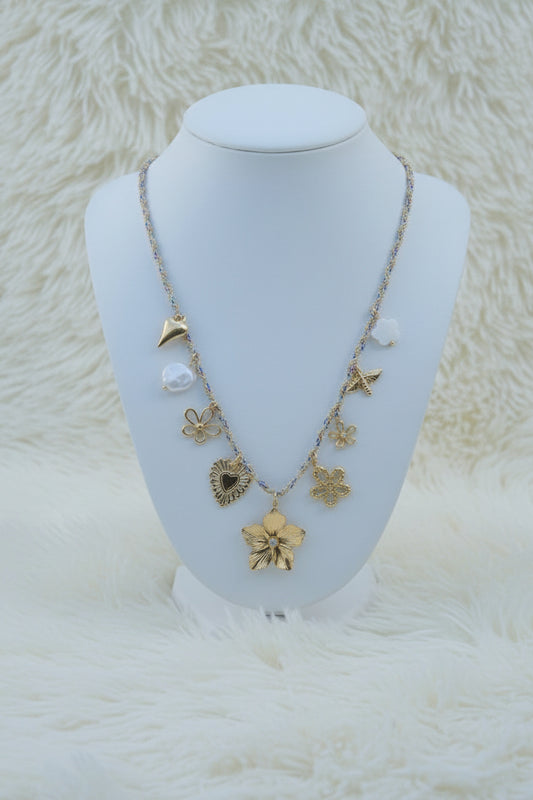 COLLIER AMELIA
