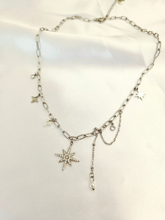COLLIER ANGELA