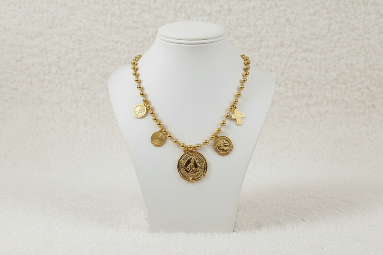 COLLIER EMMA