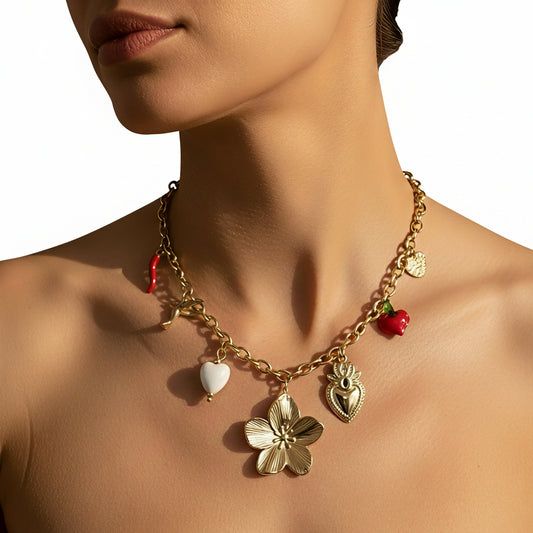 COLLIER GAELLE