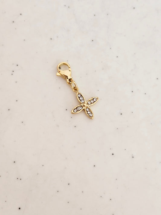 CHARME PETIT TRÈFLE