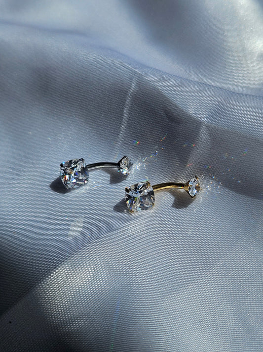 PIERCING JULIA